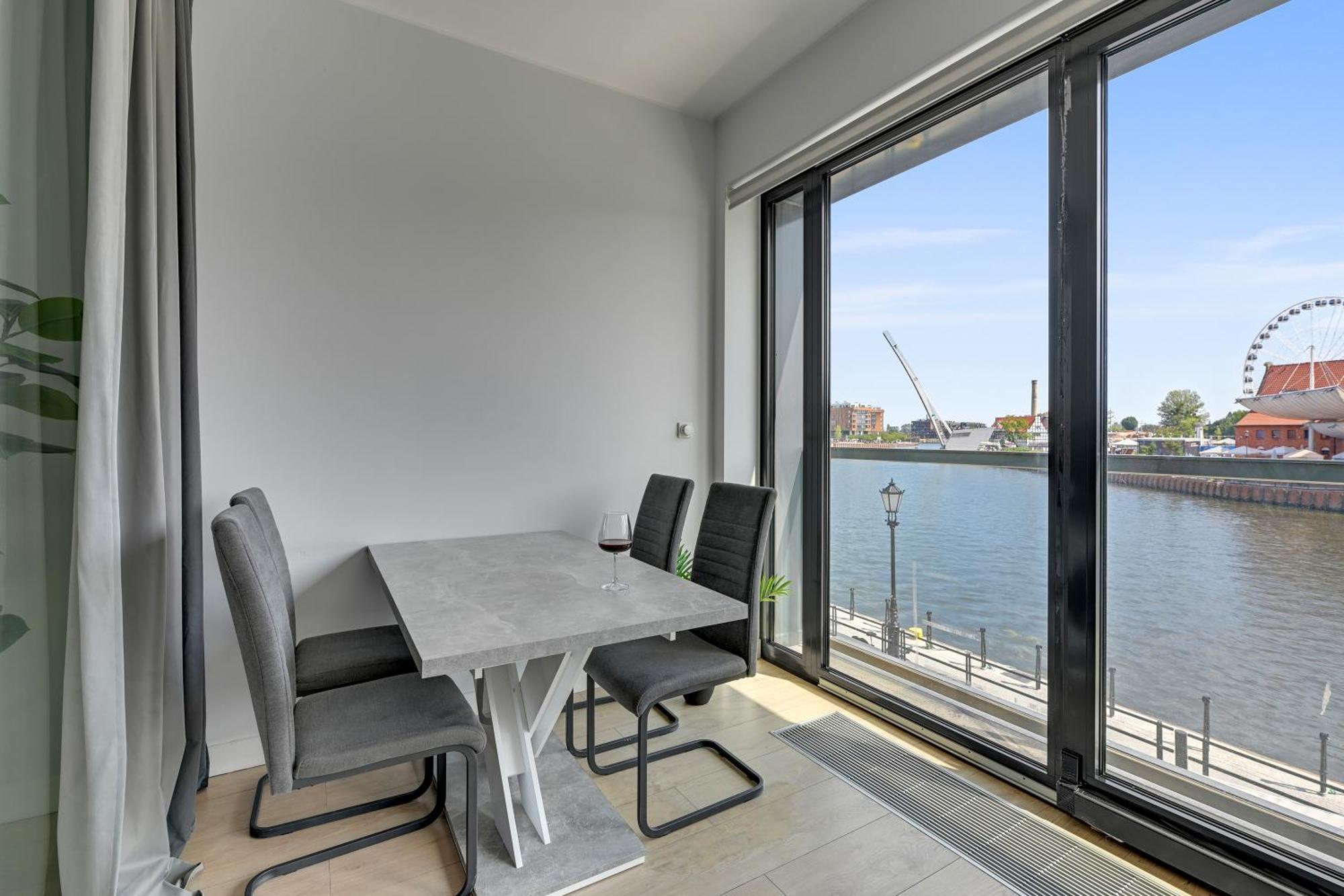 Symfonia Amazing River View Apartment By Downtown Apartments غدانسك المظهر الخارجي الصورة